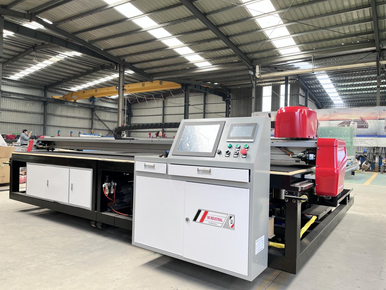 MCA 3700-M: Mesa de corte de vidrio CNC multifunción - Image 4