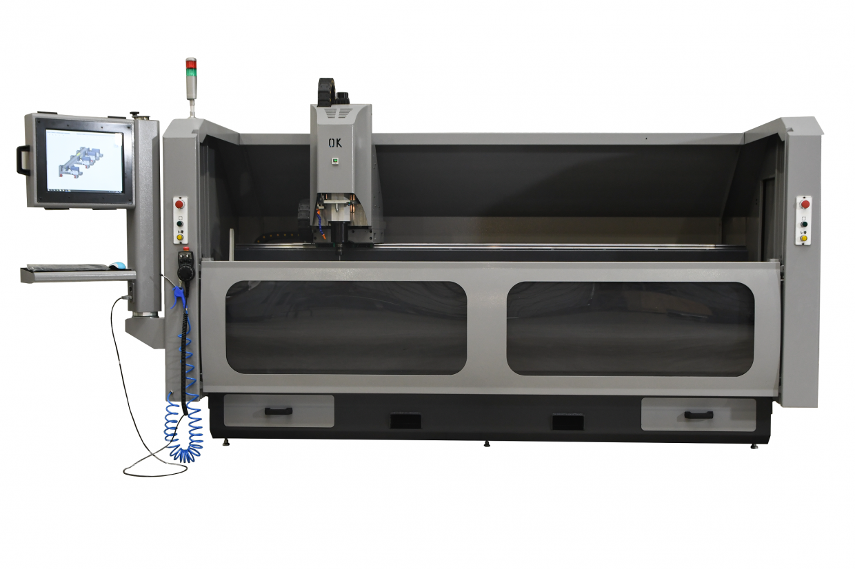 Gaviota 2500 Automatic: Centro de mecanizado 3+1 ejes