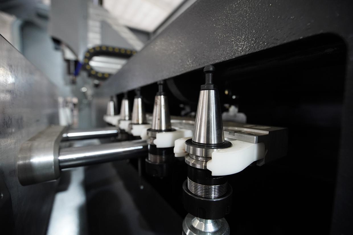 Gaviota 2500 Automatic: Centro de mecanizado 3+1 ejes - Image 6